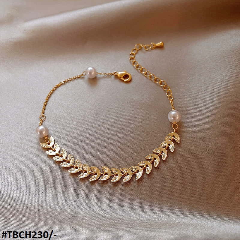 Golden Leaf & Pearl Bracelet