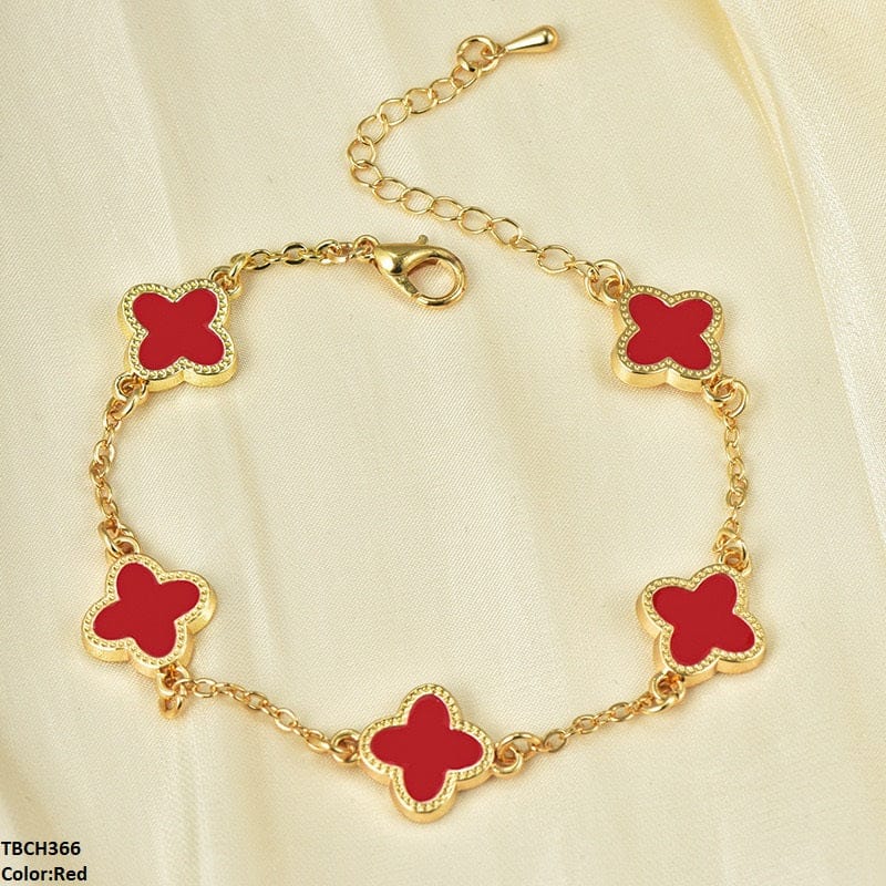 Elegant Clover Charm Bracelet
