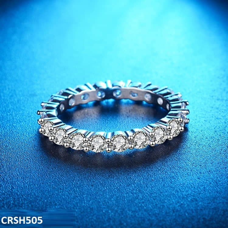 Zircon Band Ring – Silver