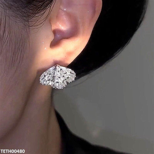Elegant Shell Shape Earrings