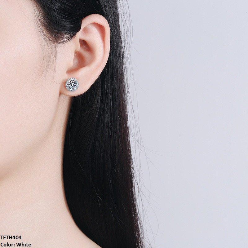 Round Zircon Studs