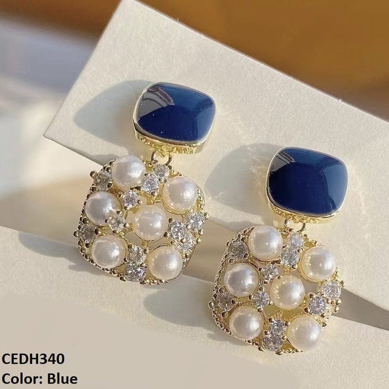 Elegant Pearl Cluster Earrings