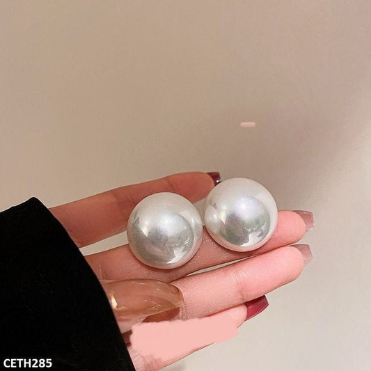Minimal Round Stud Tops