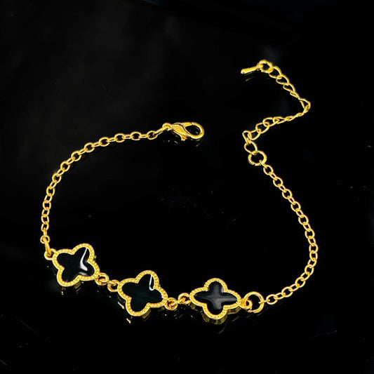 Elegant Clover Charm Bracelet