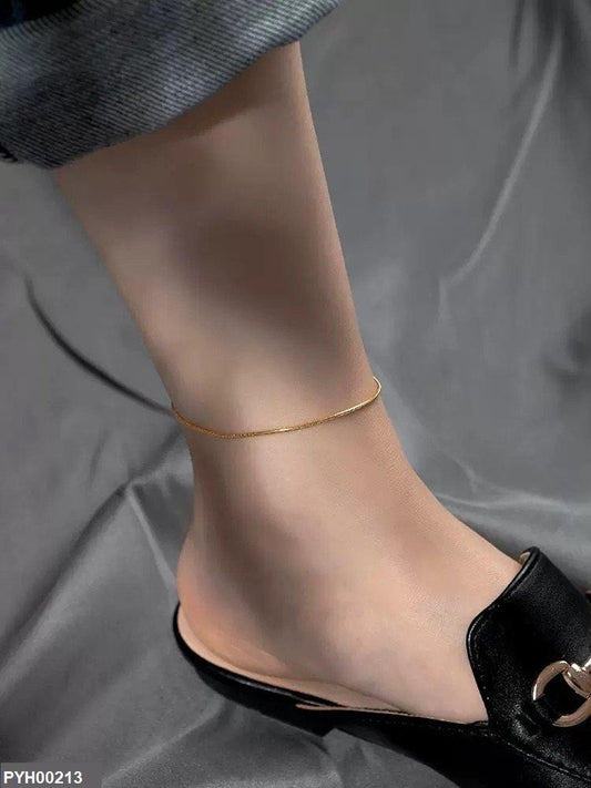 Sleek Gold Everyday Anklet