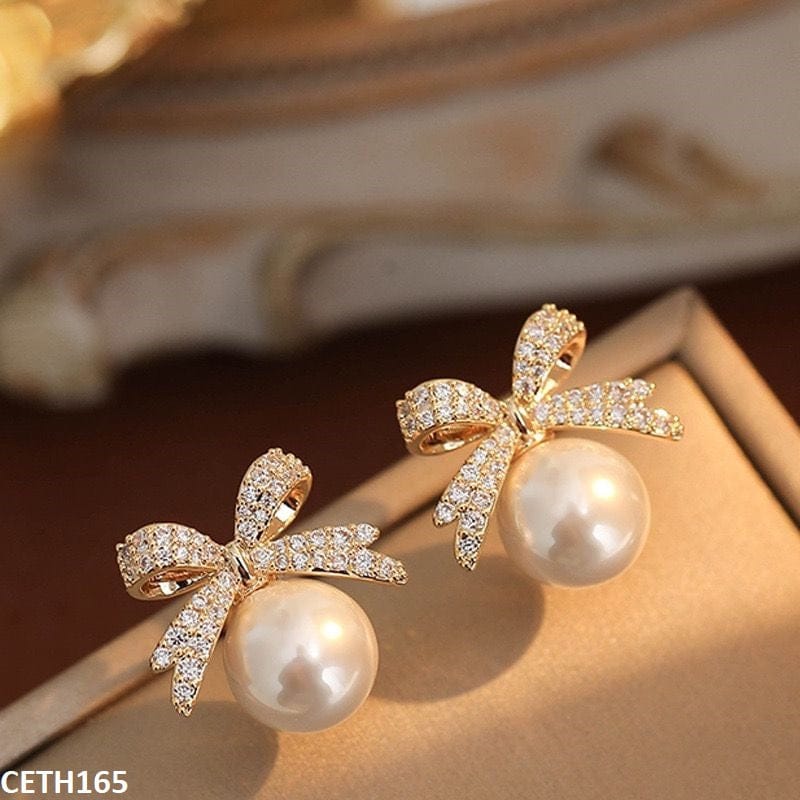 Bow Pearl Stud Earrings