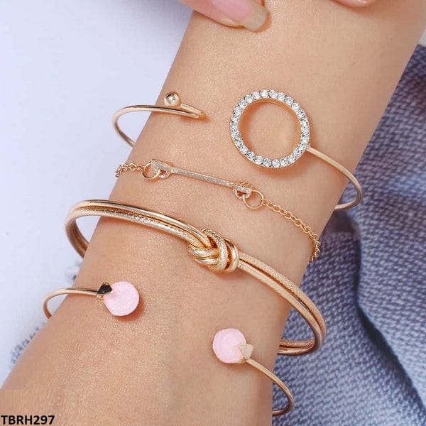 Layer Knot D-Link 4-Piece Bracelet Set